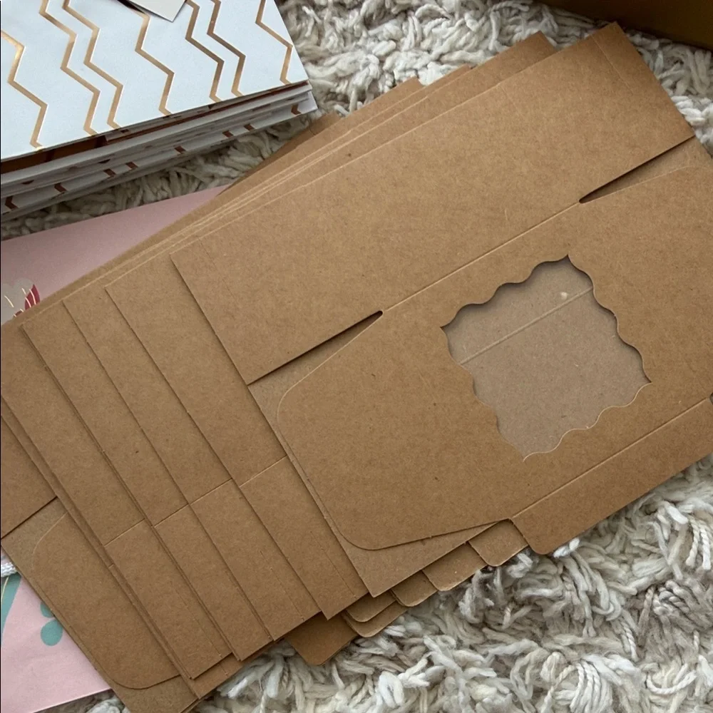 Gift Packaging Set - Everything in the pictures